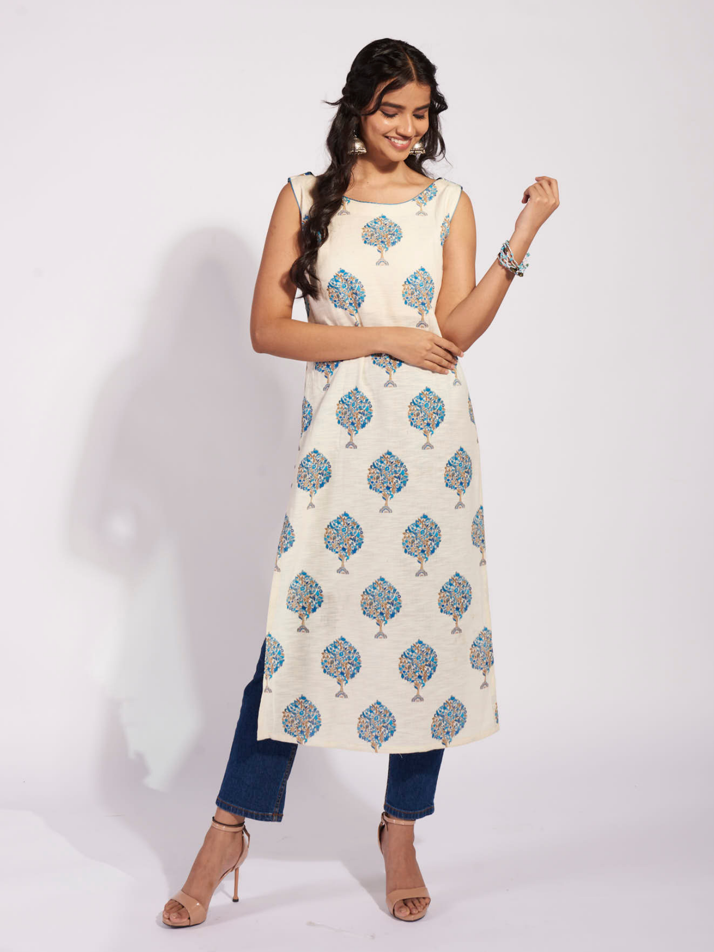 Serene Bluewood Sleeveless Kurti